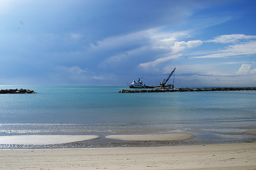 Martinsicuro - La spiaggia (by mashirotamigi - Flickr)